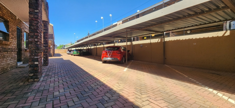 2 Bedroom Property for Sale in Die Bult North West